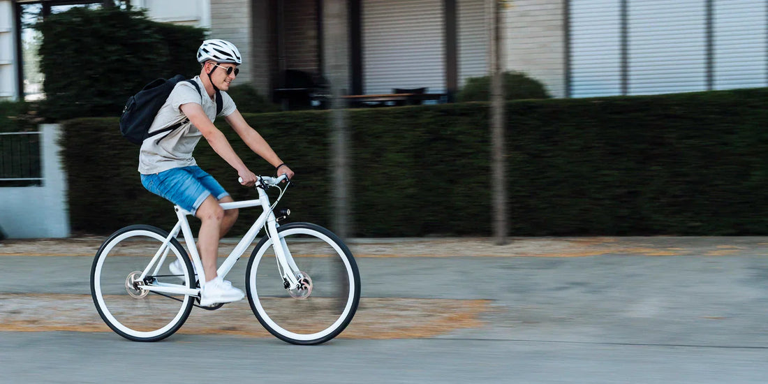 La importancia de utilizar casco al rodar.